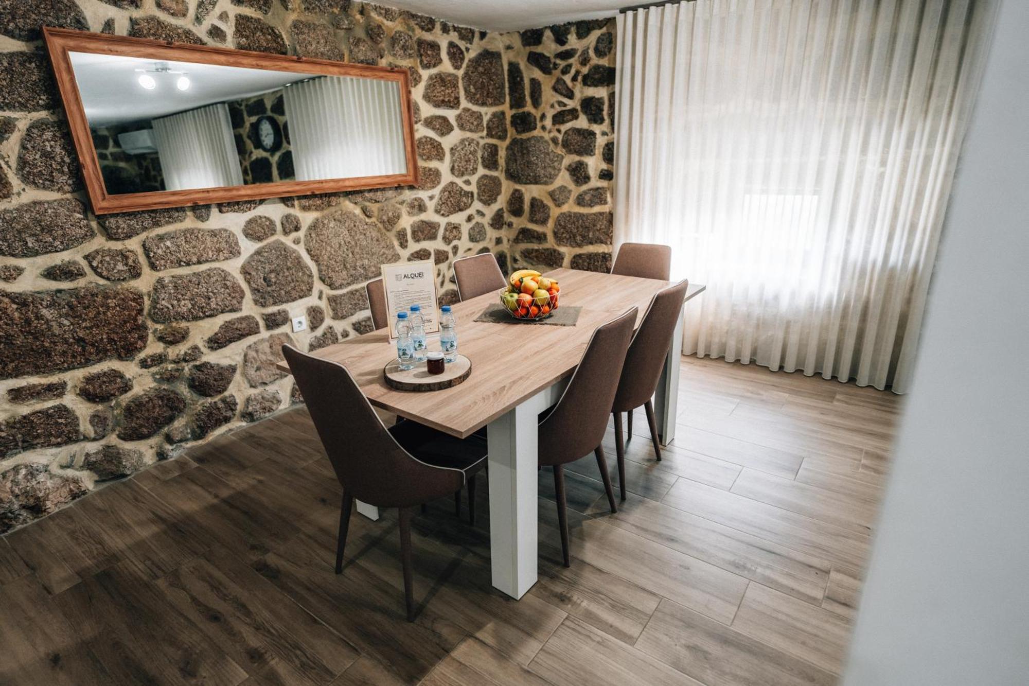 Alqueiturismo - Casas De Campo กัวร์ดา ห้อง รูปภาพ